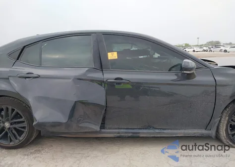 2025 Toyota Camry Se z USA, uszkodzony, nr VIN 4T1DAACK8SU073156